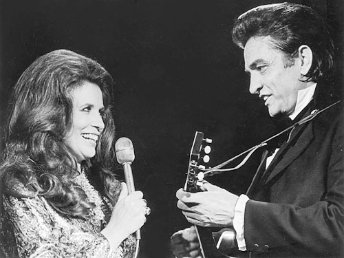 cash_johnny_05_and_june_carter_cash_1975_500_375_getty___afp.jpg