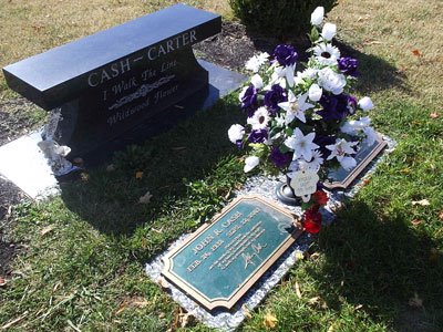 johnnyjunegrave2-719733.jpg